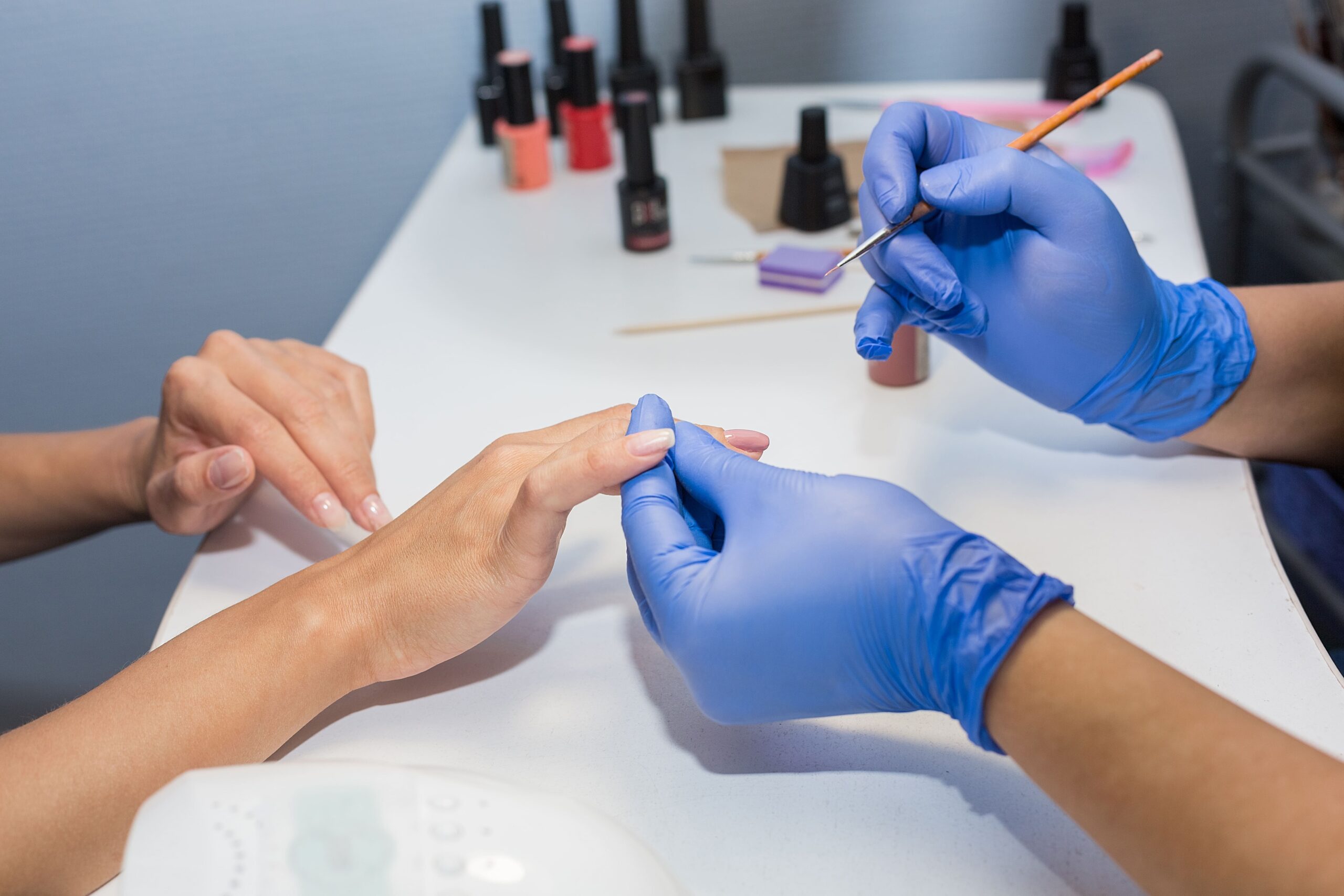 manicura-foto-georgina-salon-beauty